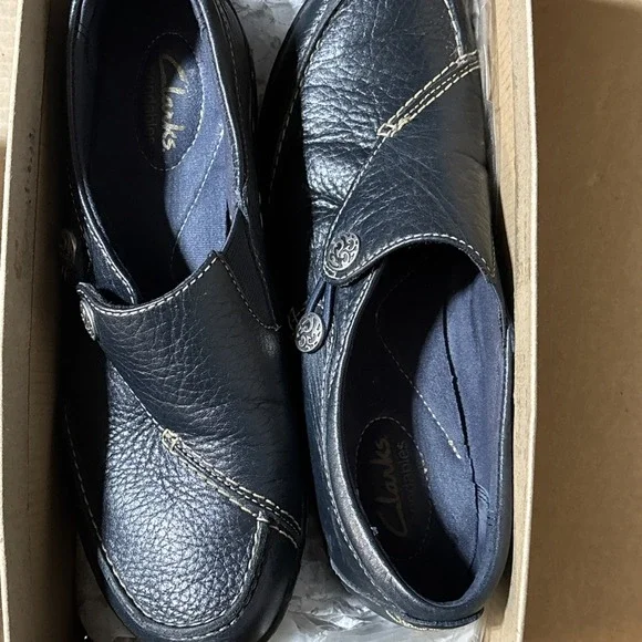 Clarks Shoes Womens 7.5 N Loafer Navy Leather Slip On Round Toe Comfort - Picture 8 of 9